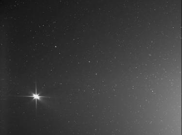 Ujęcie centrum obserwacyjnego ESA pokazujące blask Wenus
