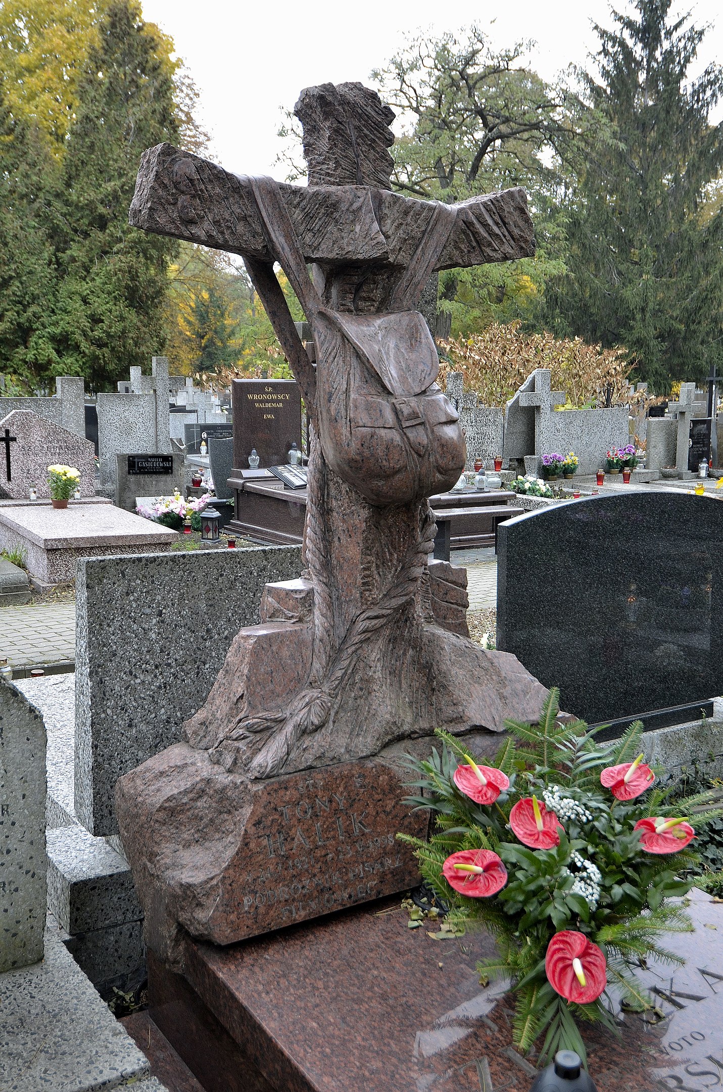 Grób Tony'ego Halika Cmentarz Bródnowski