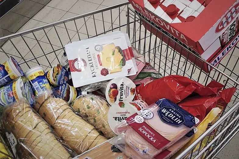 7-latek zadzwonił do nieznajomej, matka potrzebowała pomocy. Wezwano służby