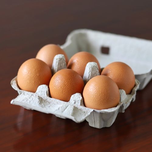 Wiemy, jak przechowywać jajka w lodówce 
