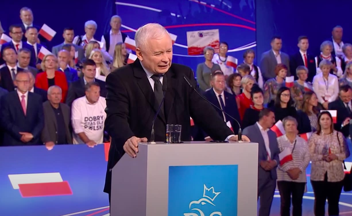 Jarosław Kaczyński w Nowym Targu: prezes PiS musiał wychodzić bocznymi drzwiami