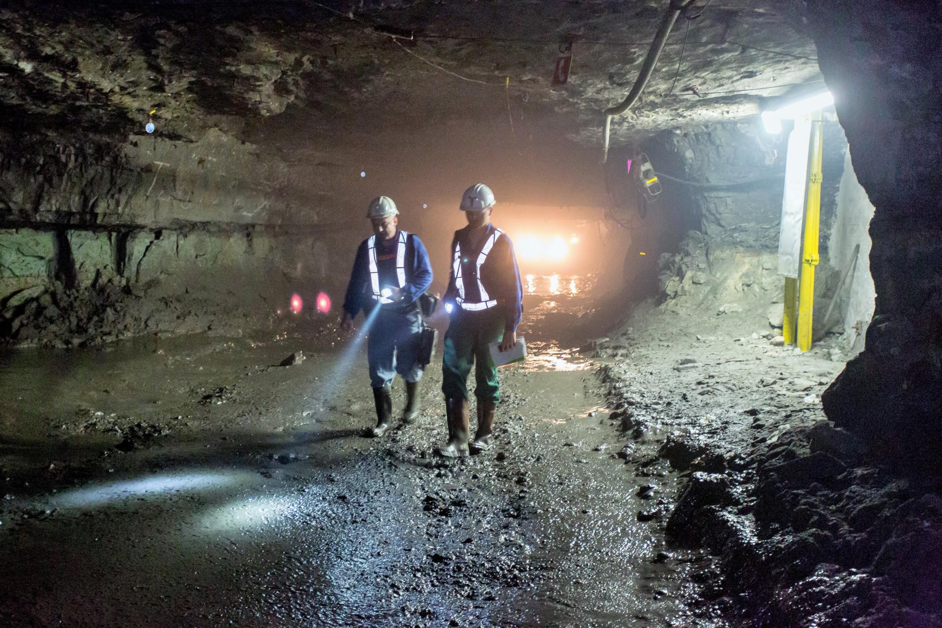 Pożar w kopalni Rudna na Dolnym Śląsku, górnicy zostali ewakuowani