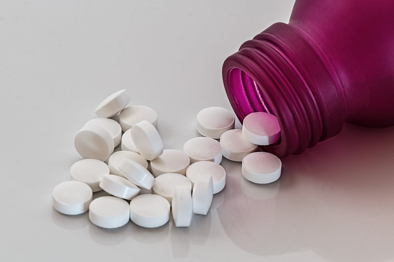 Leki przeciwzakrzepowe – czym są? Wskazania,  działania niepożądane