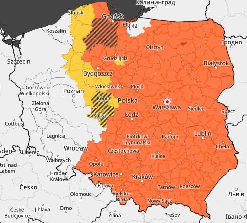 Większość Polski objęta jest alertami w związku z upałami i burzami