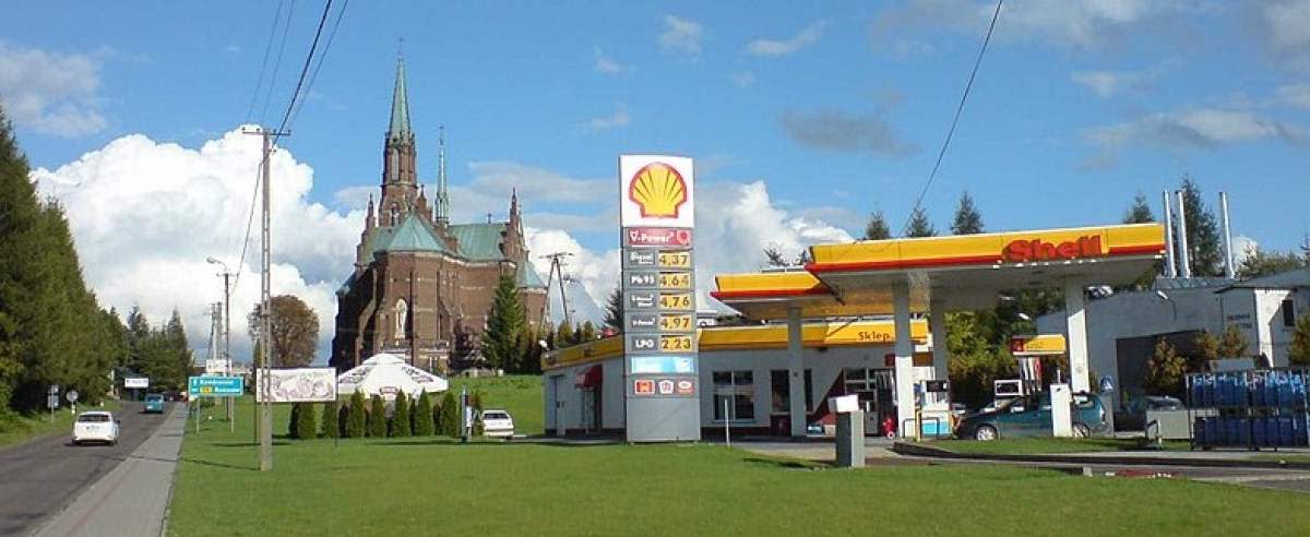 Shell przejmuje polskie stacje