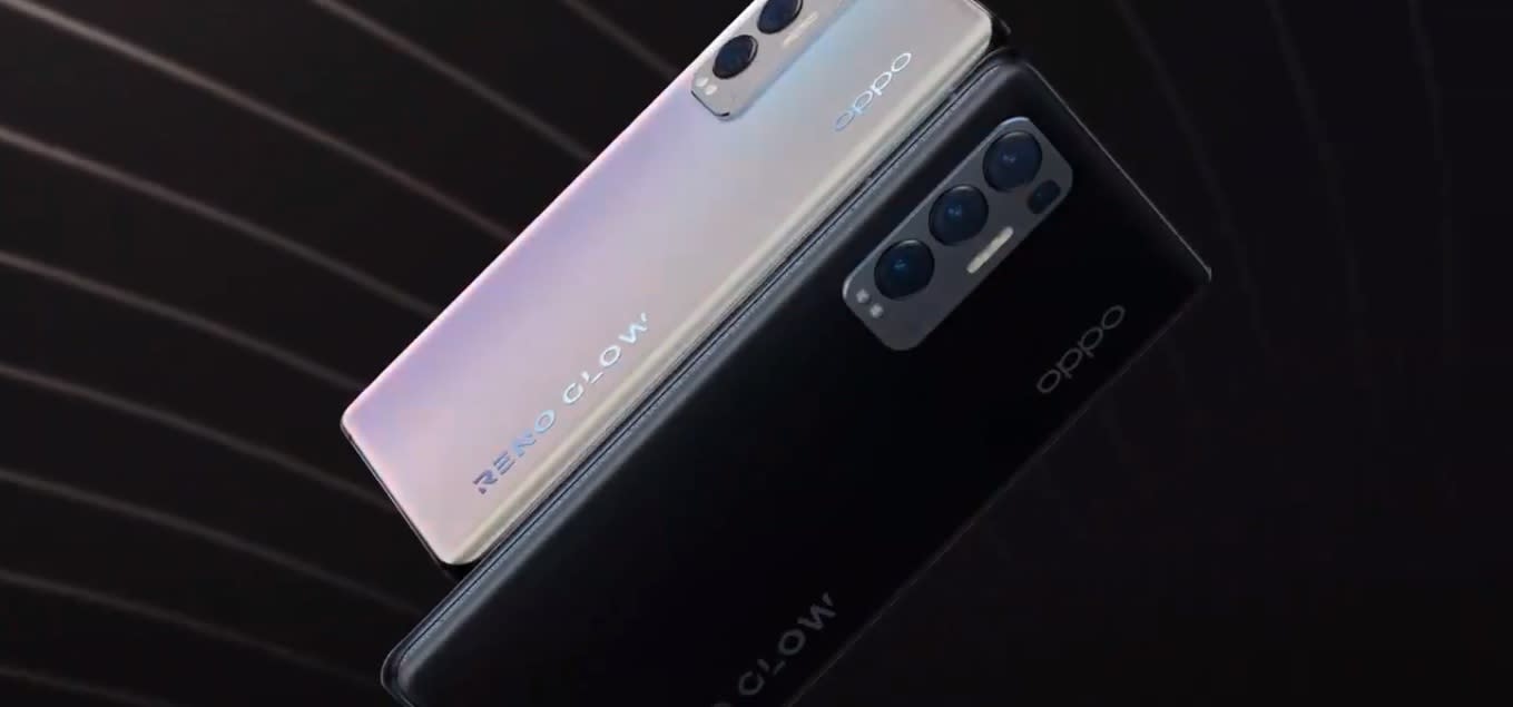 Tył 2 modeli Oppo Reno5 Pro+ w jasnym i ciemnym wariancie kolorystycznym