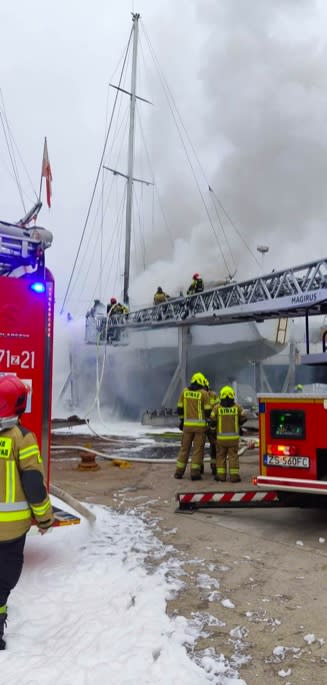 Pożar jachtu w Kołobrzegu