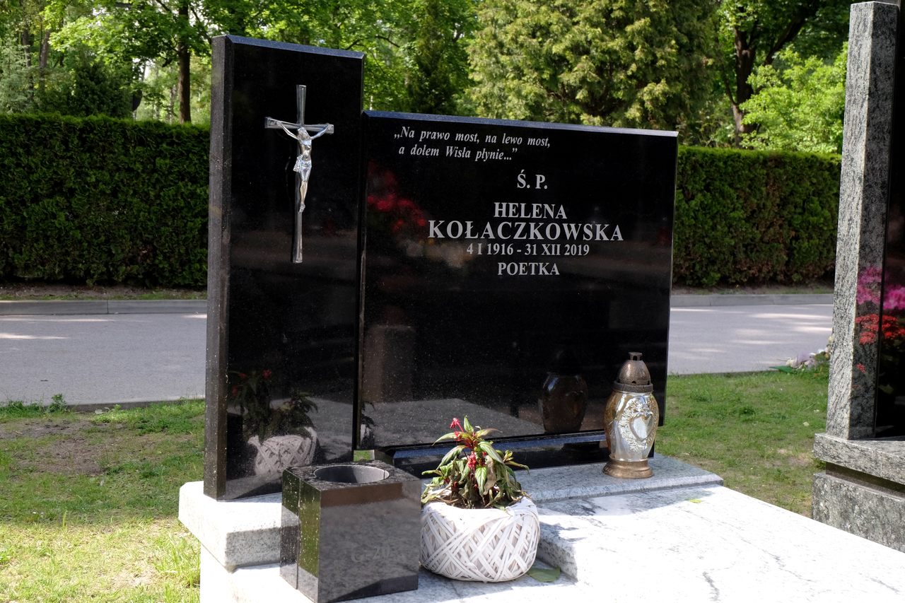 Helena Kołaczkowska (grób) 