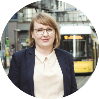Karina Filusch, Rechtsanwältin und Gründerin des Podcasts „Da Sou“