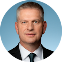 Dirk Helf