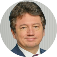 Jozsef Bugovics, Innovationsexperte und Investmentbanker