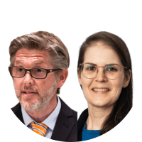 Prof. Tobias Keber von der Stuttgarter Medienhochschule und Teresa Widlok von der Friedrich-Naumann-Stiftung