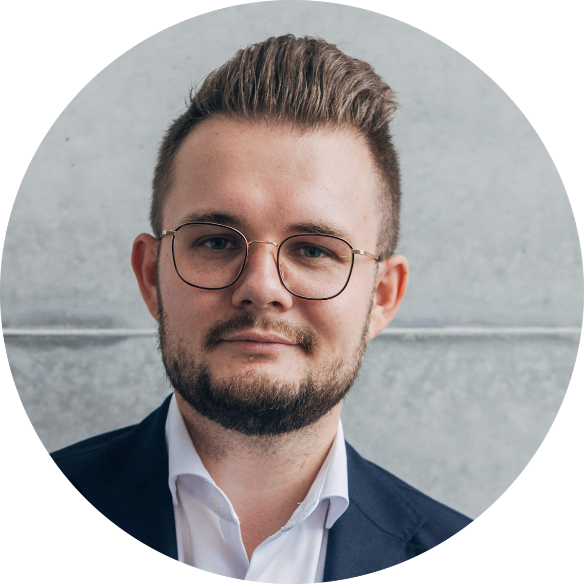 Porträt von Maximilian FunkeKaiser Tagesspiegel Background