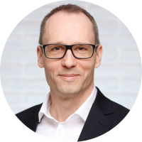 Dirk Bednarek, Executive Director Relyens