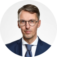 Lars Castellucci ist stellvertretender Vorsitzender des Ausschusses für Inneres und Heimat des Deutschen Bundestages sowie Beauftragter für Kirchen und Religionsgemeinschaften der SPD-Bundestagsfraktion  
