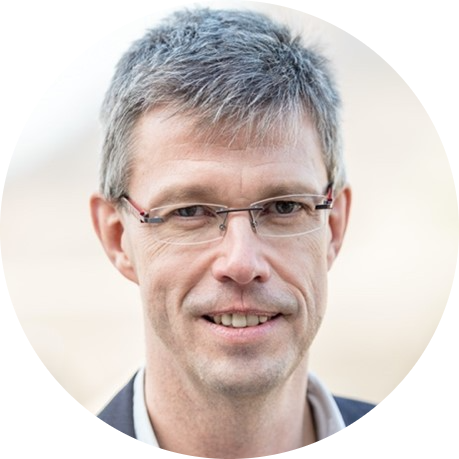 Porträt von Jürgen Gerlach Tagesspiegel Background