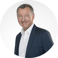 Andreas Strausfeld