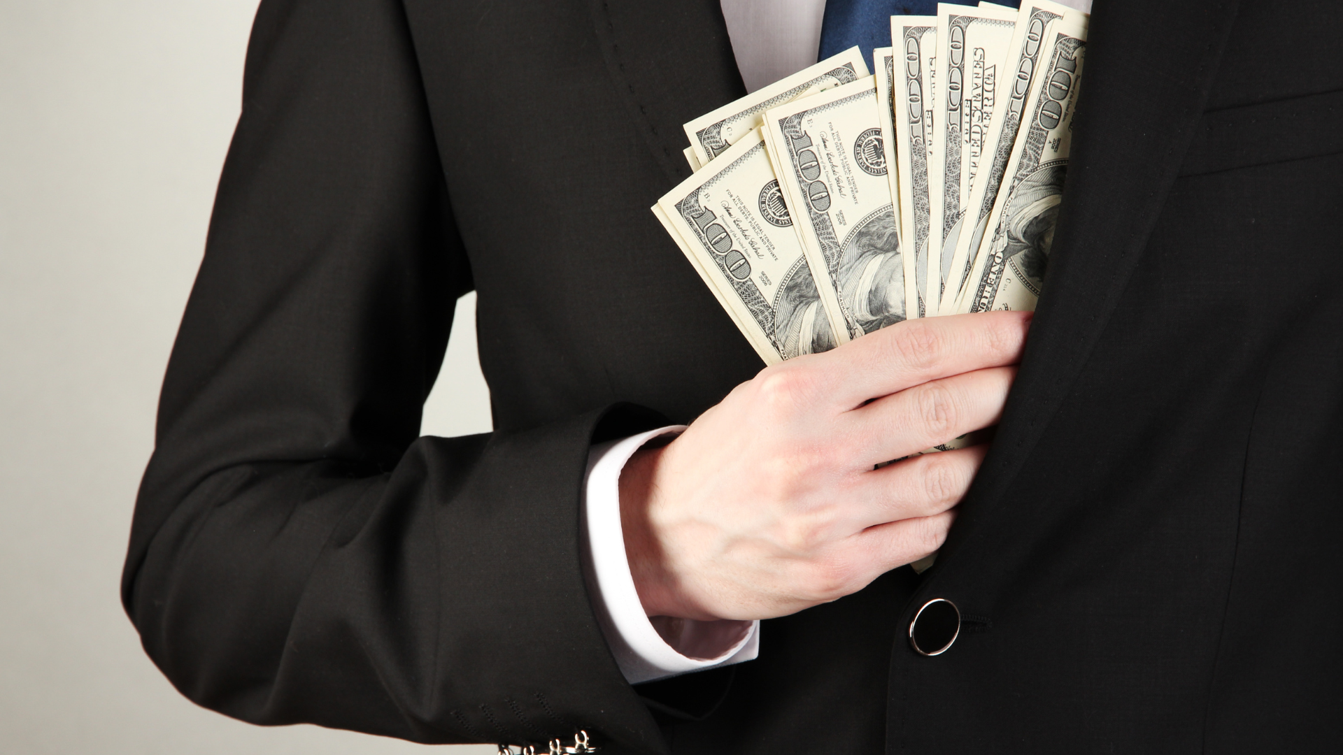 R&H discusses a case involving corporate fraud. A company illegally accessed a fuel distribution business’ account information and used it to acquire more than $700,000 worth of refined fuel.  We helped our client recover hundreds of thousands of dollars owed to them.
