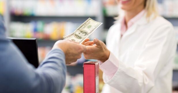 retailers must accept cash