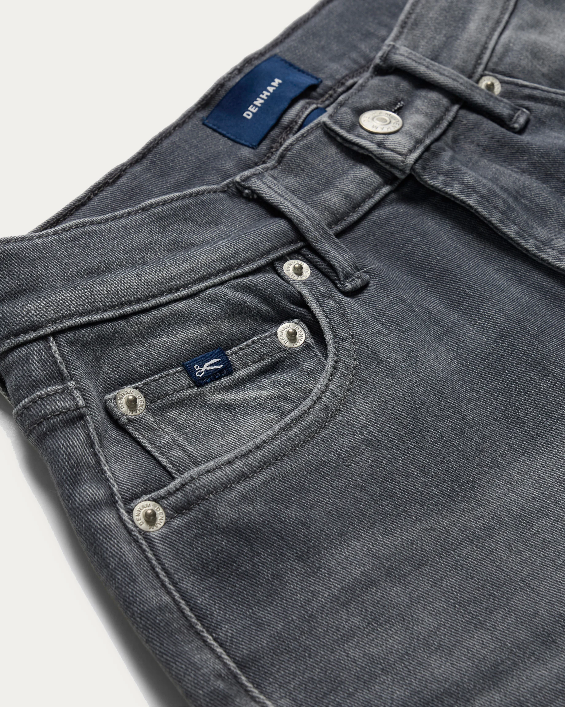 02-26-01-11-003-row3-1