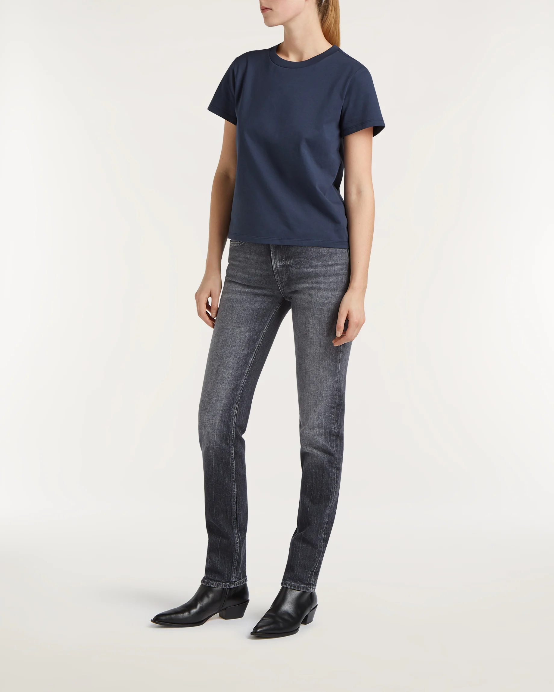 02-25-10-11-022-row3-2