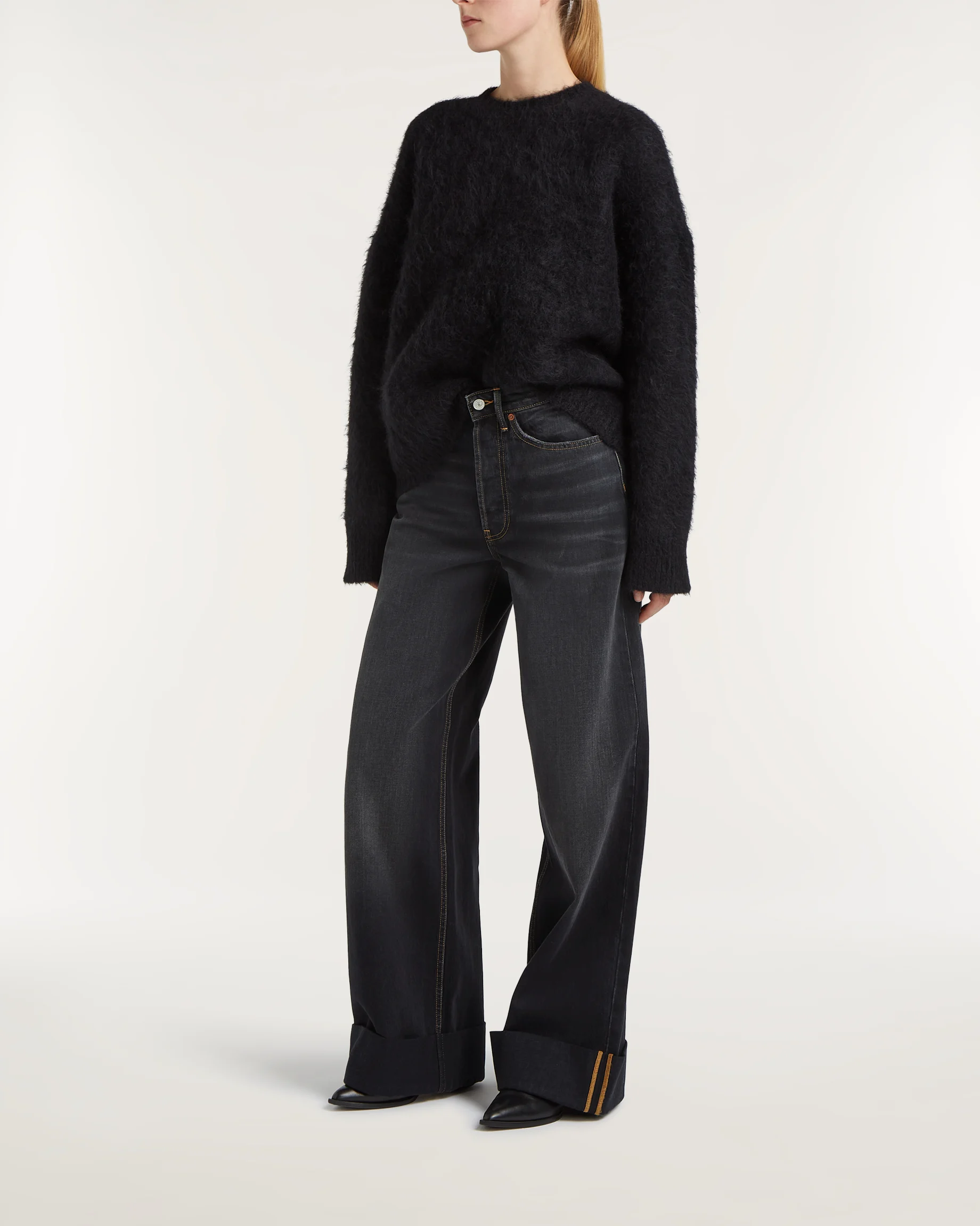 02-25-10-11-024-row3-2