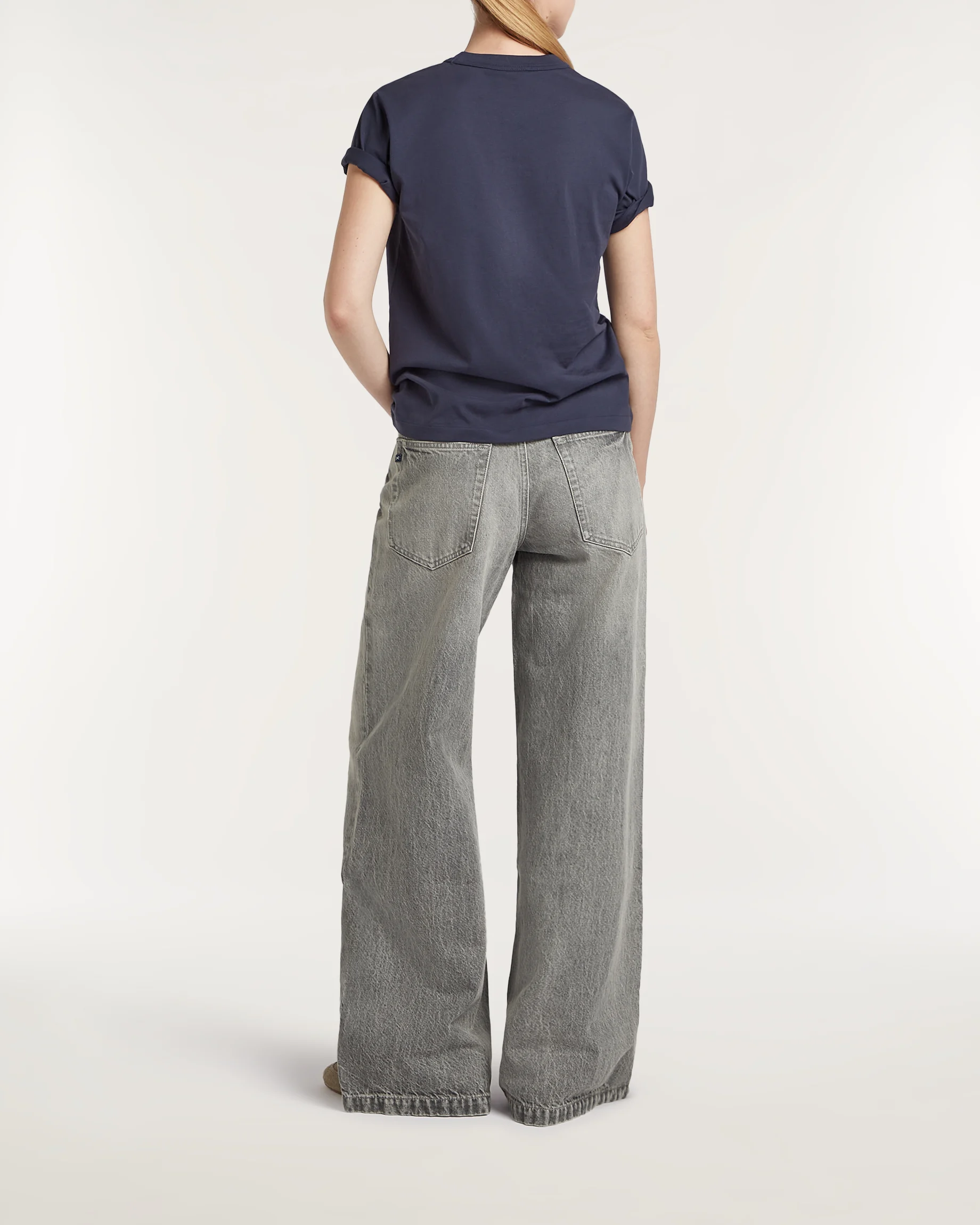 02-26-01-11-010-row2-2