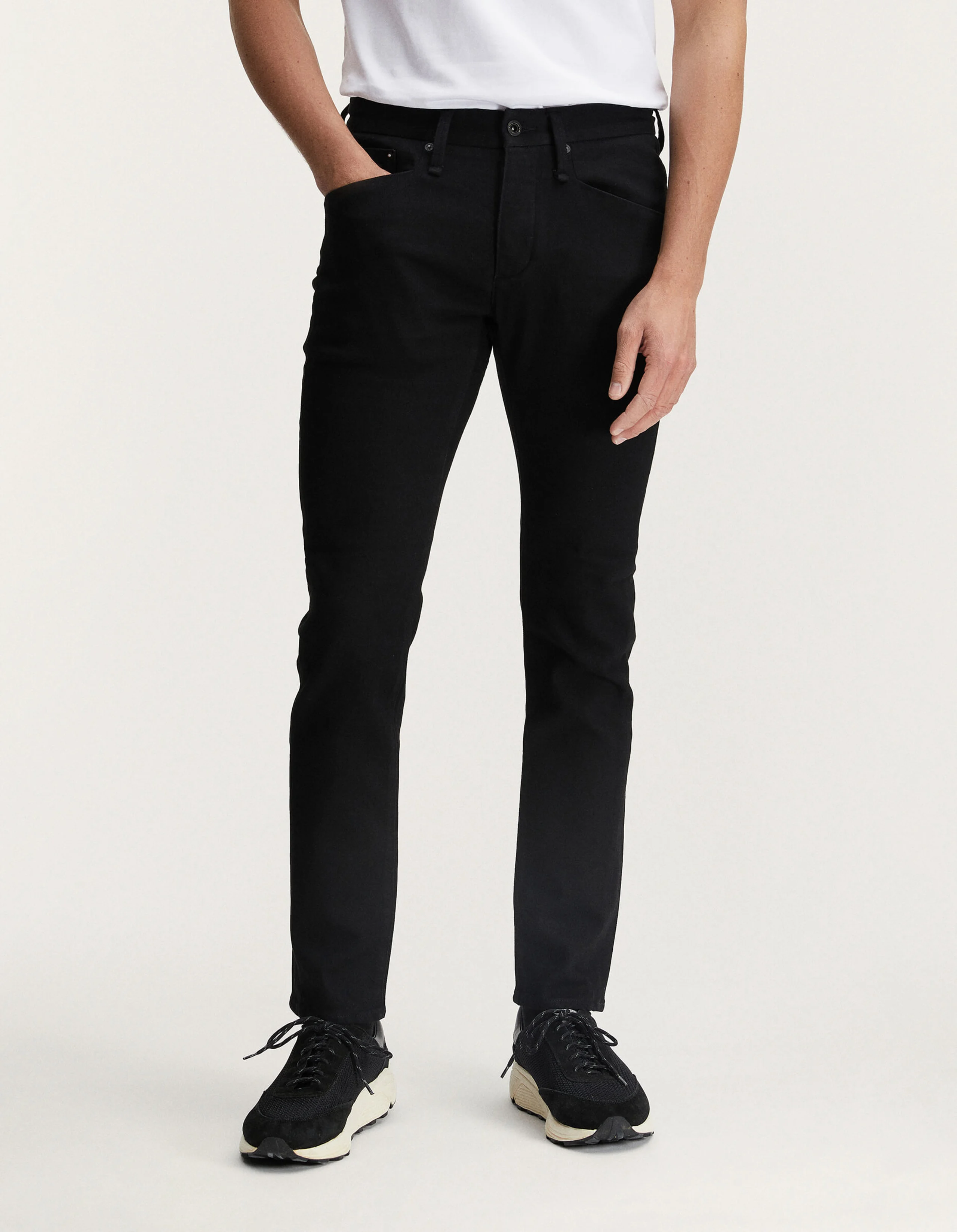 RAZOR TAILOR Stay-Black TROUSERS