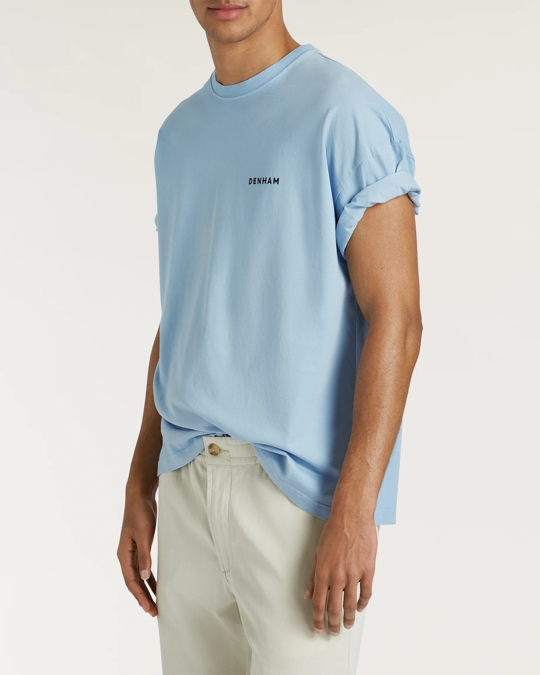 01-26-04-52-006-row3-2