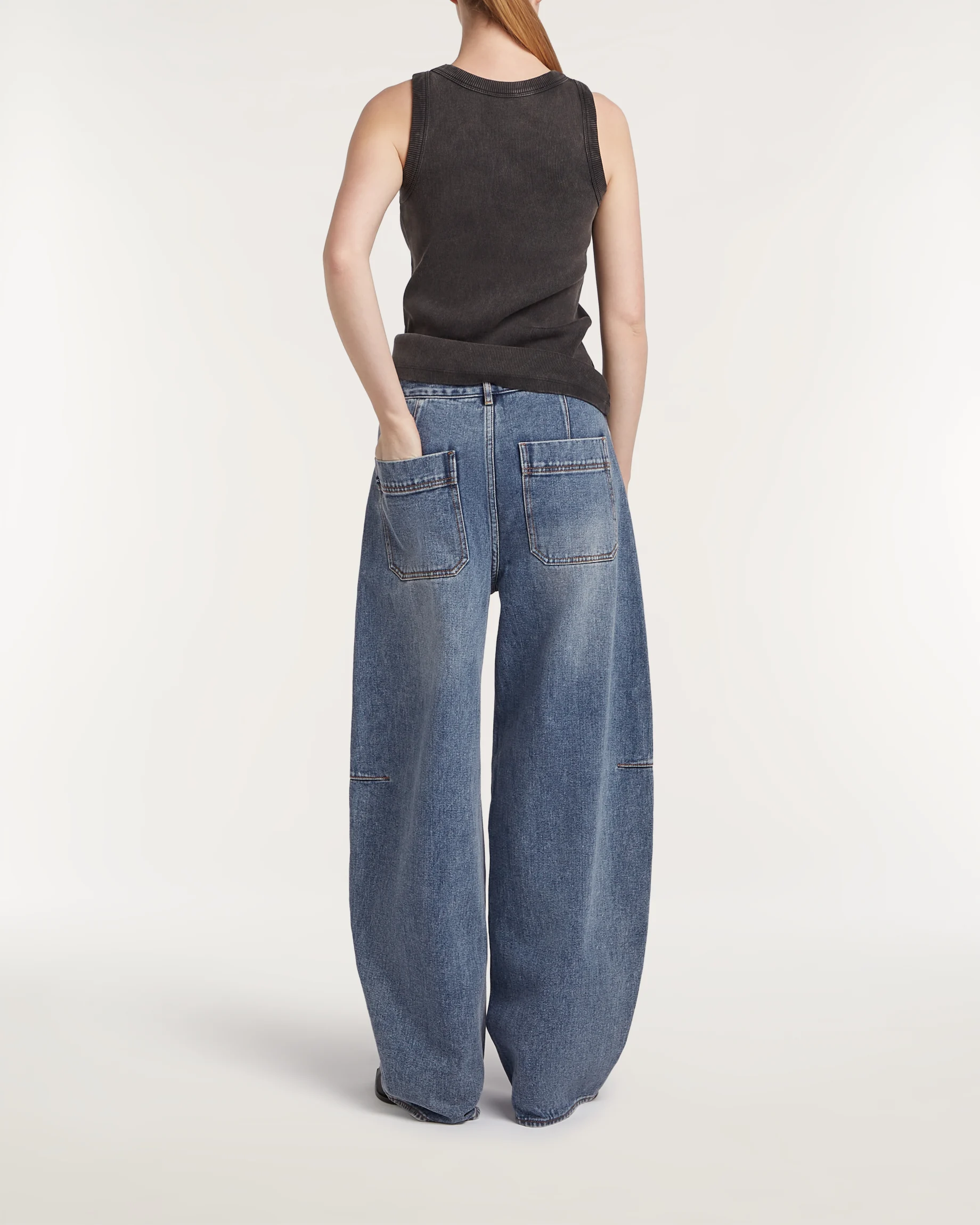 02-26-01-11-027-row2-2