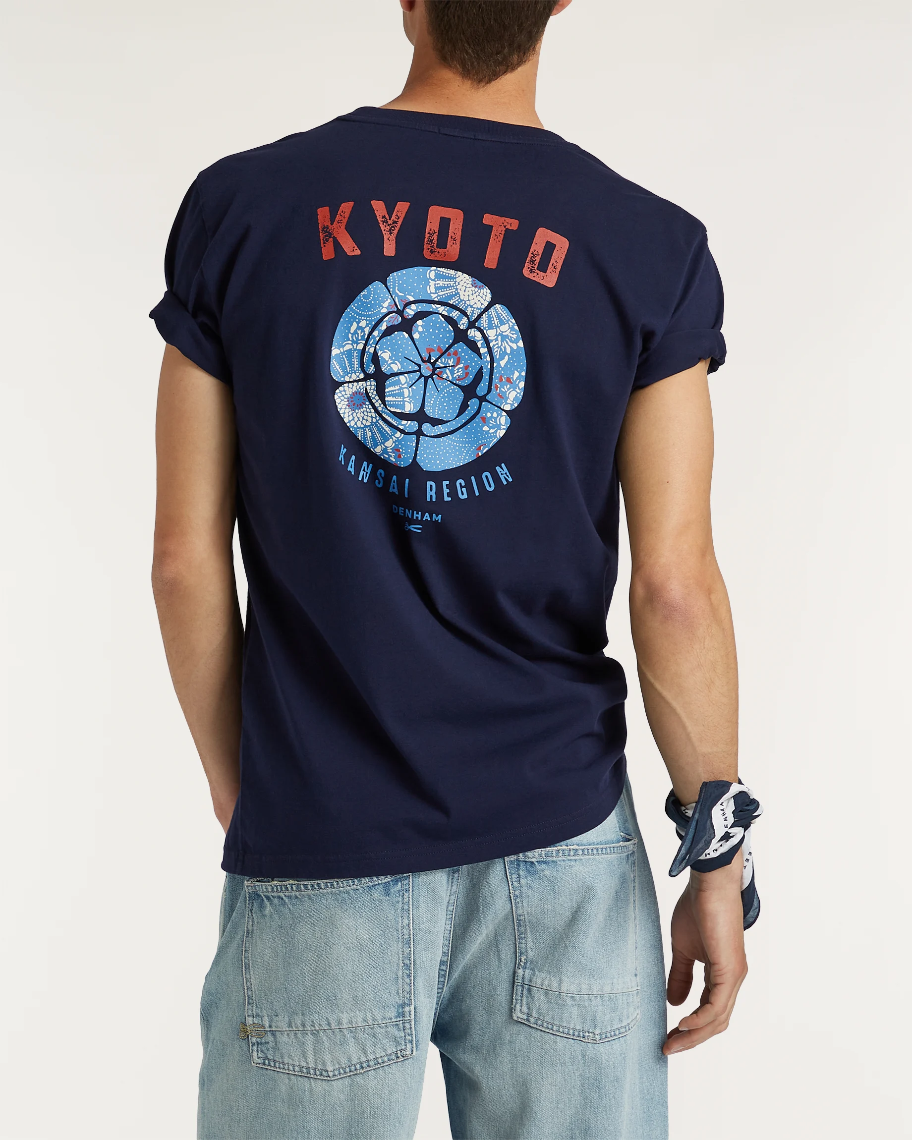 01-26-04-52-011-row2-2