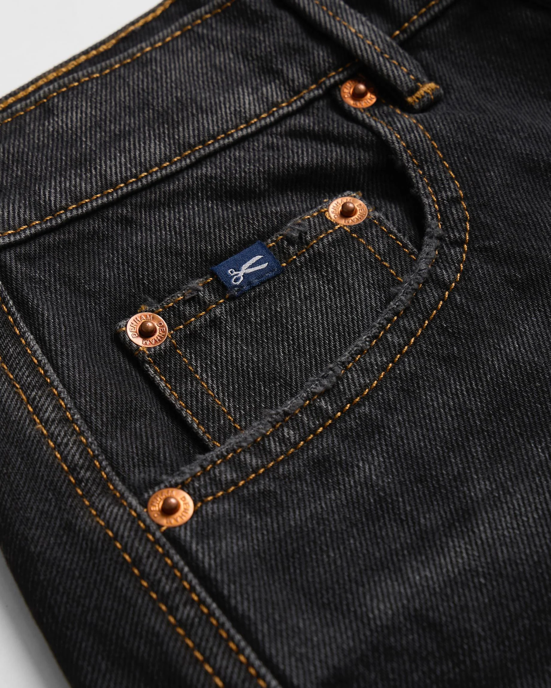 02-25-10-11-013-row3-1