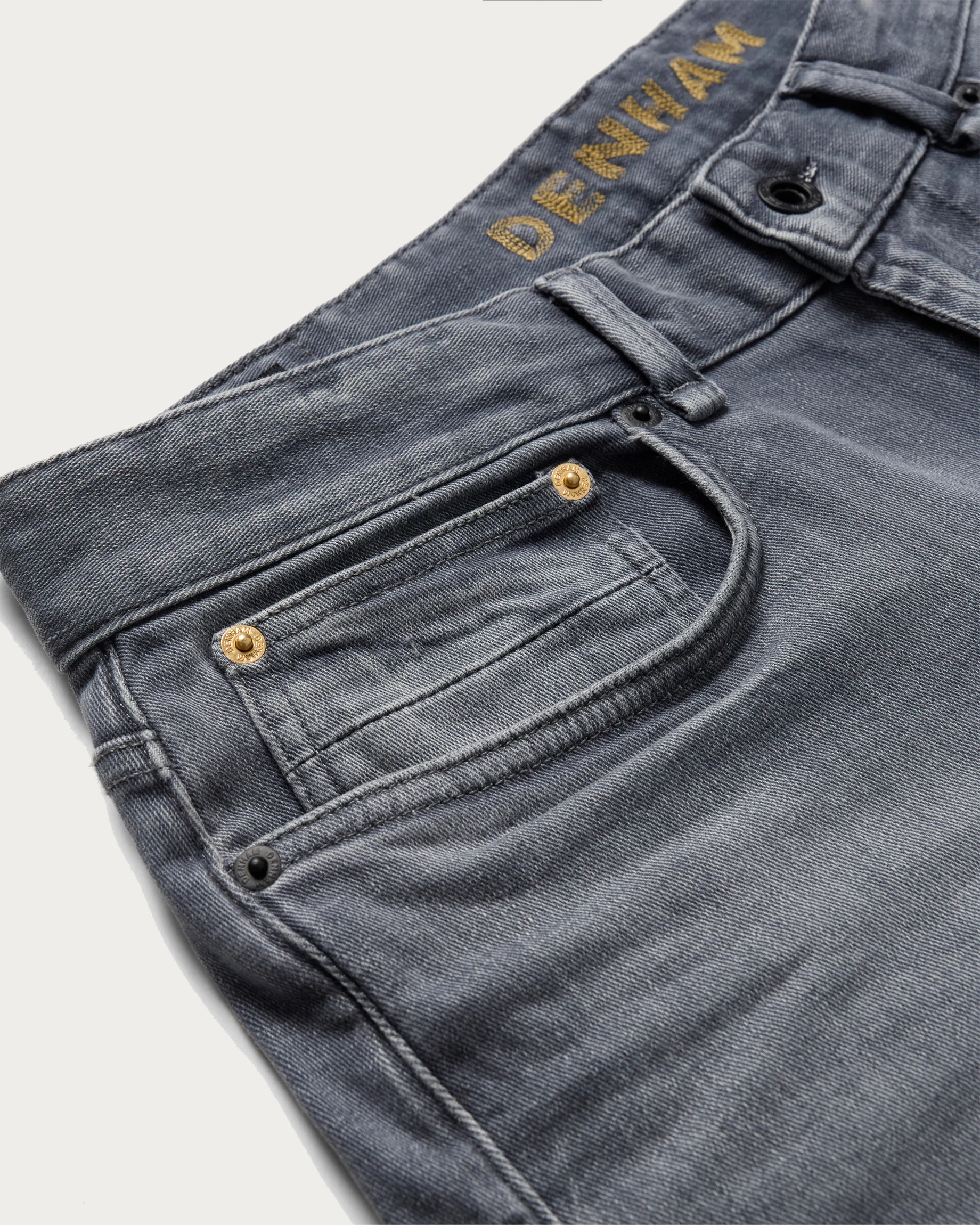 01-26-01-11-009-row3-1