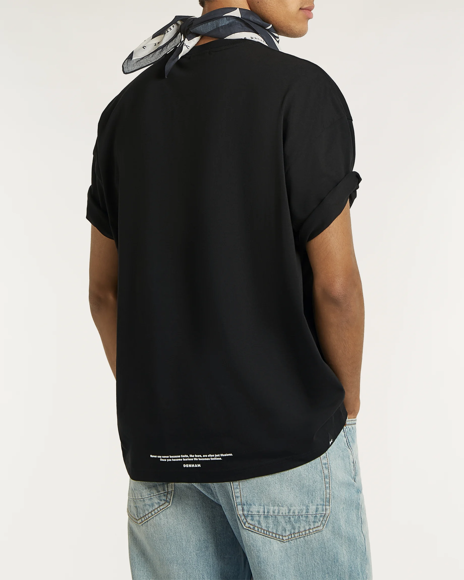 01-26-01-52-068-row2-2