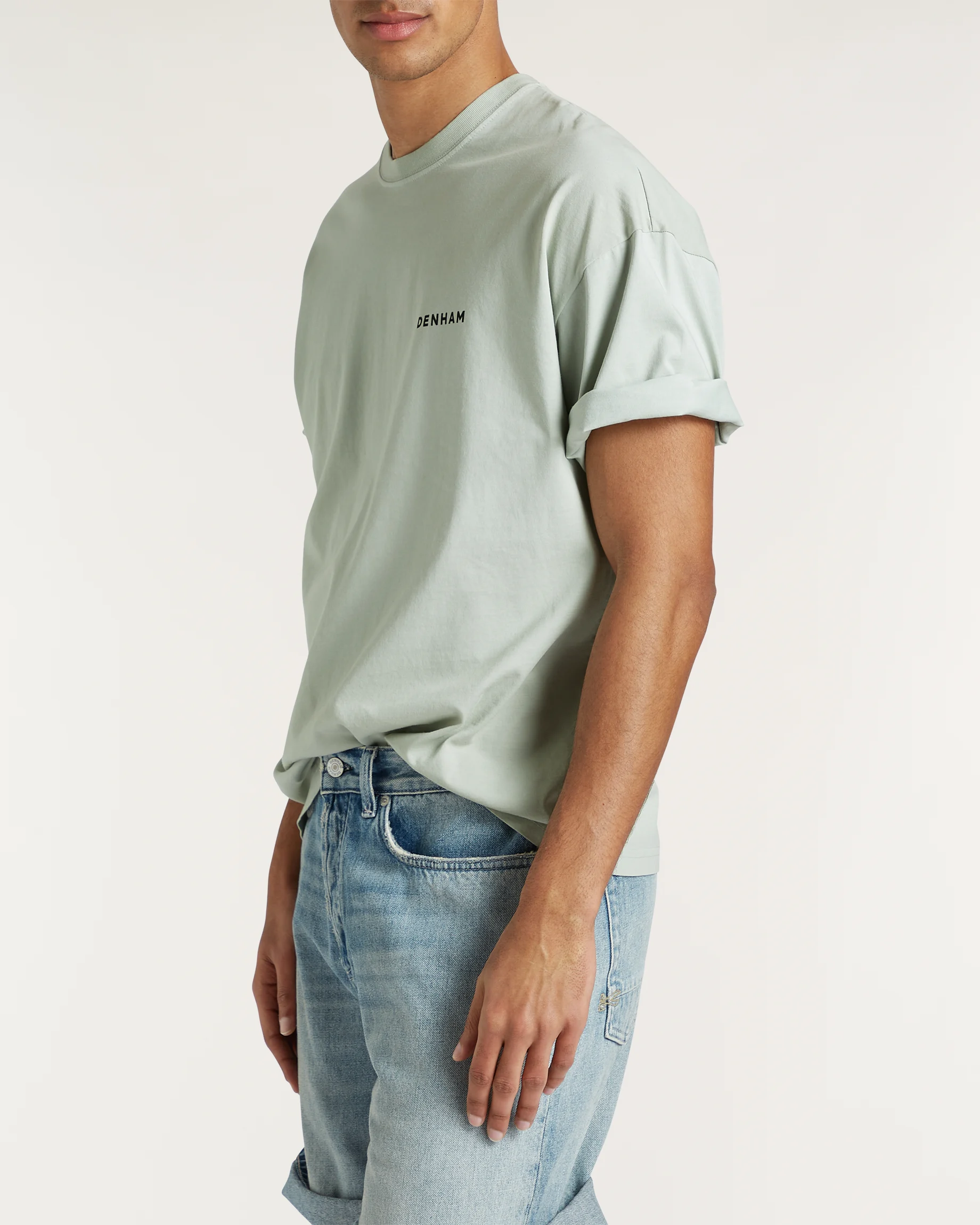 01-26-04-52-005-row3-2