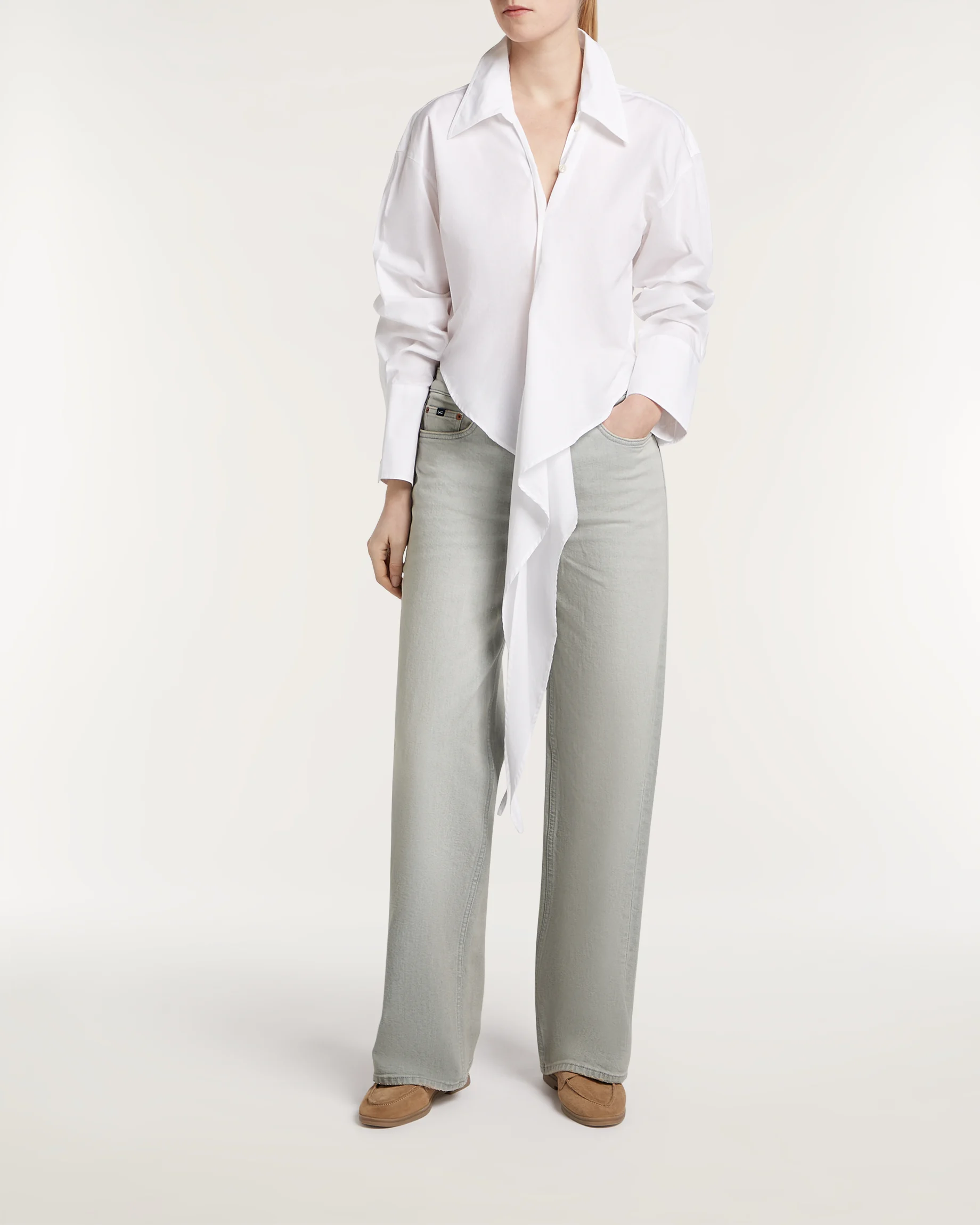 02-26-01-11-028-row1-2