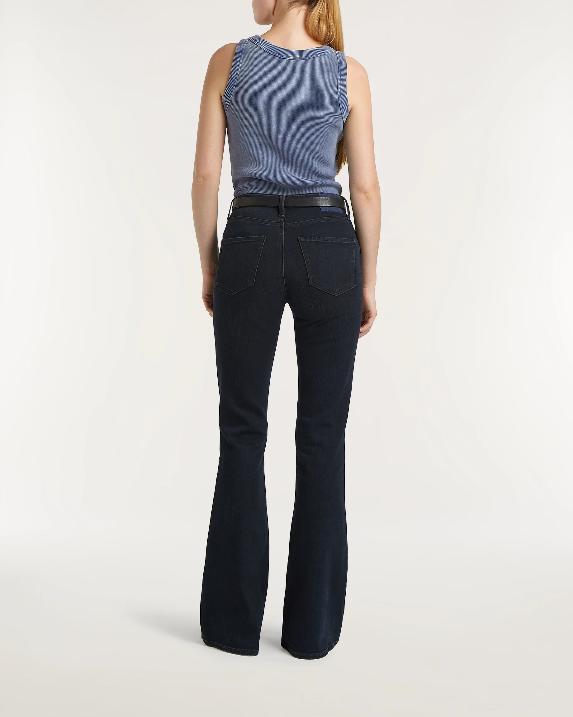 02-25-10-11-009-row2-2