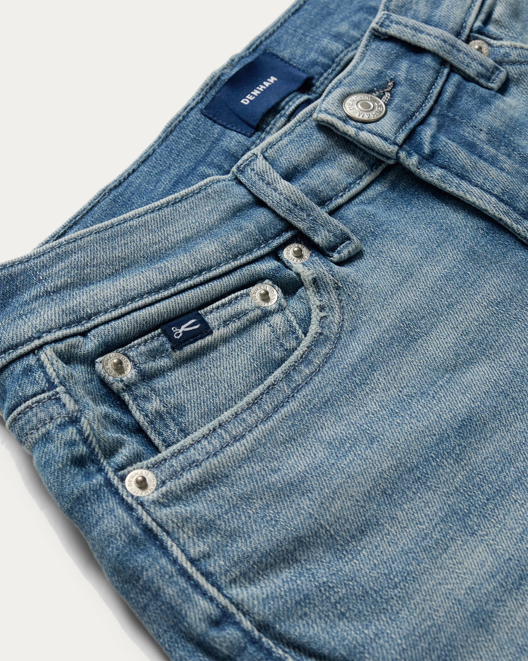 02-26-01-11-018-row3-1