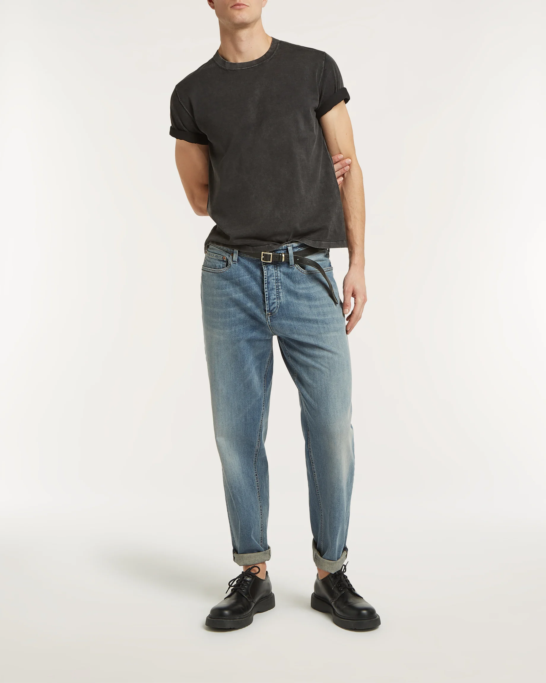 01-26-01-11-048-row1-2