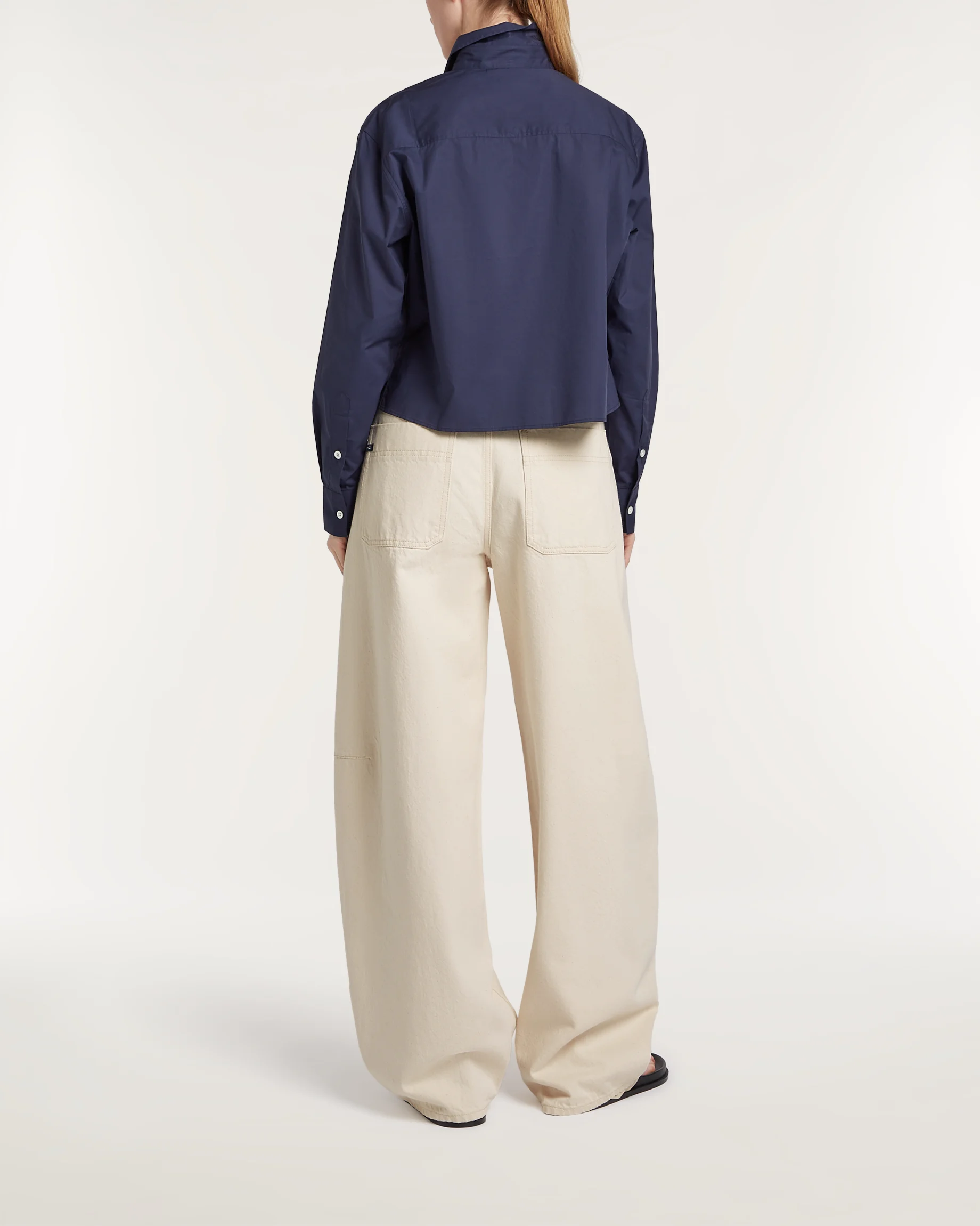 02-26-01-11-007-row2-2