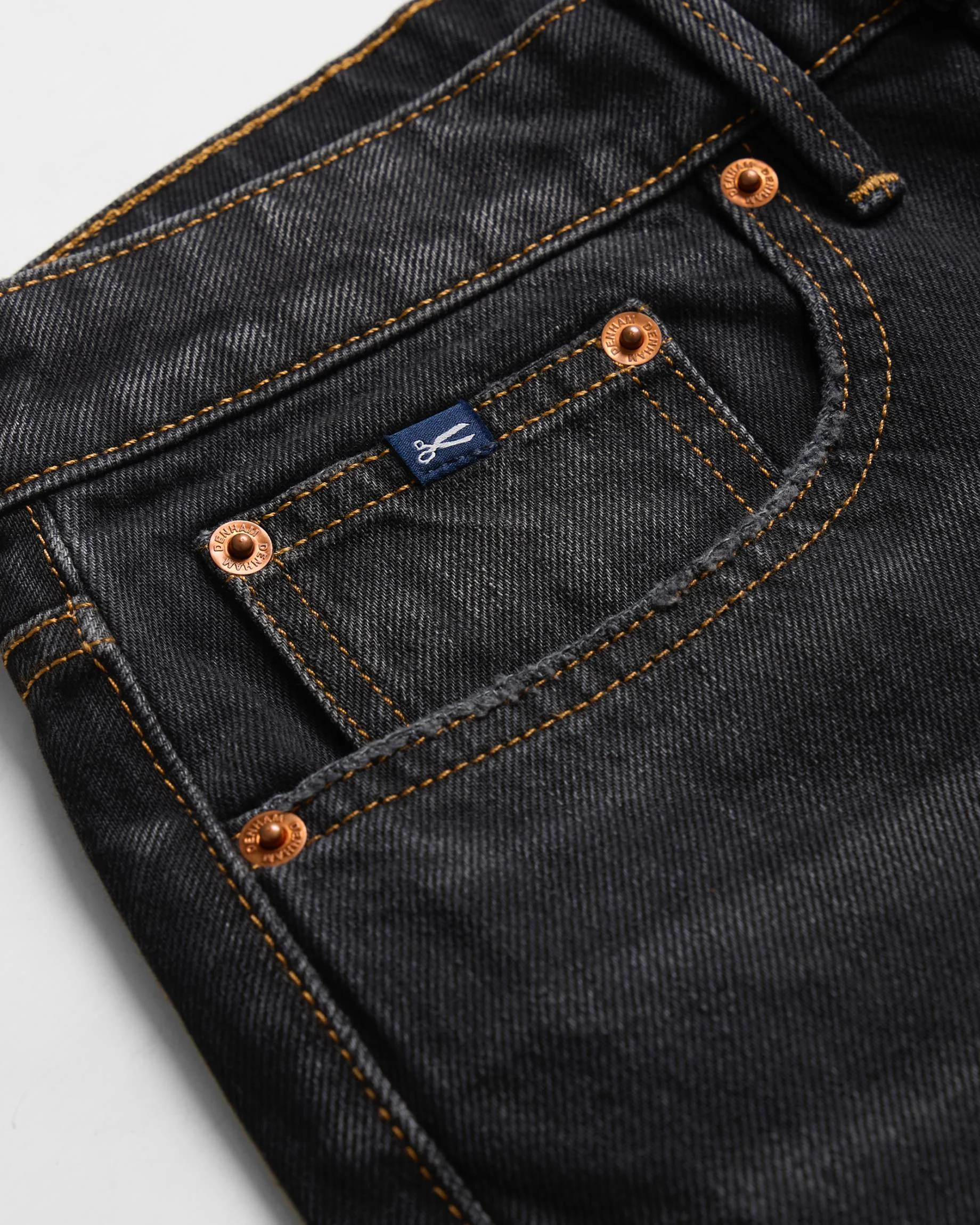 02-25-10-11-024-row3-1