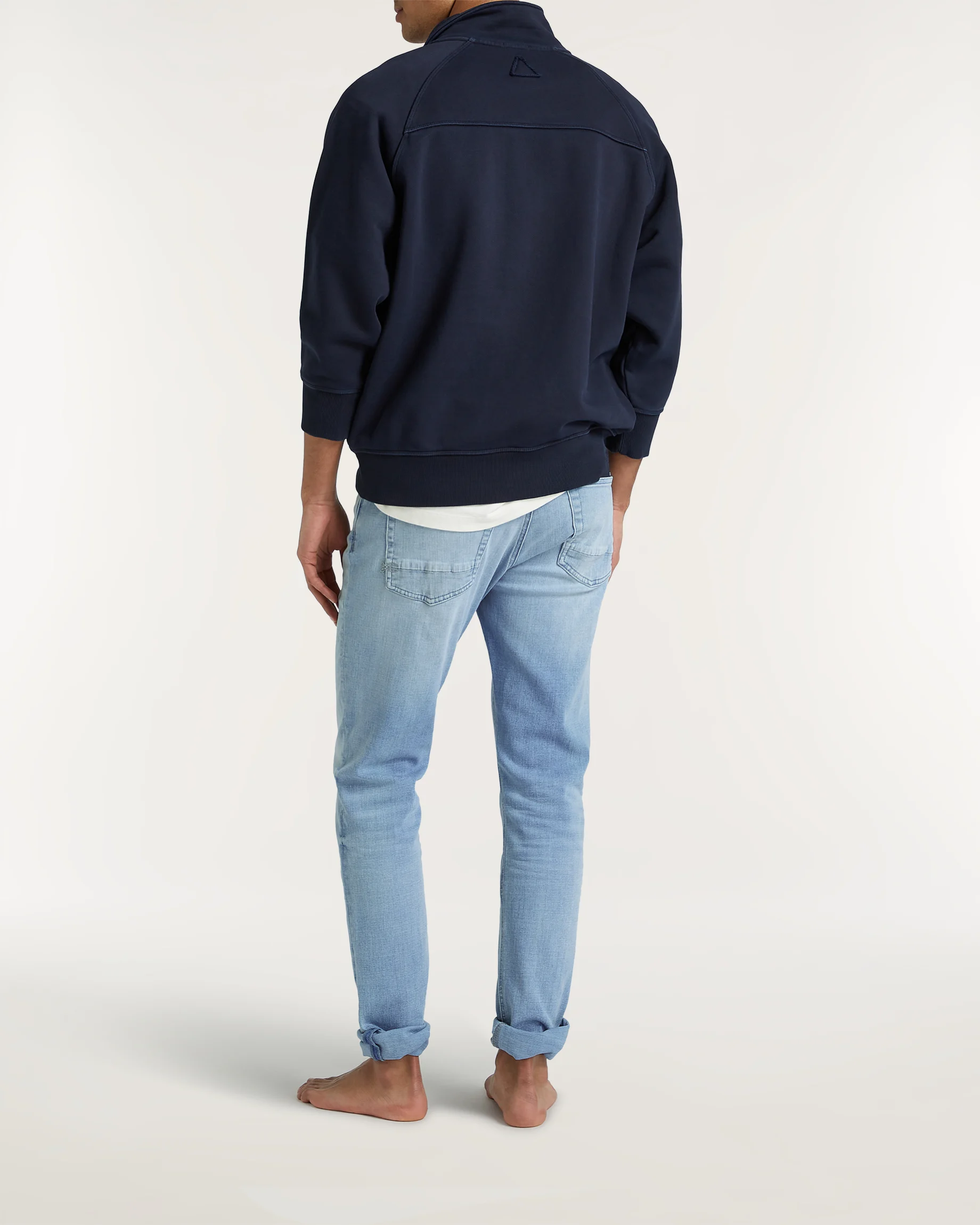 01-26-04-11-006-row2-2