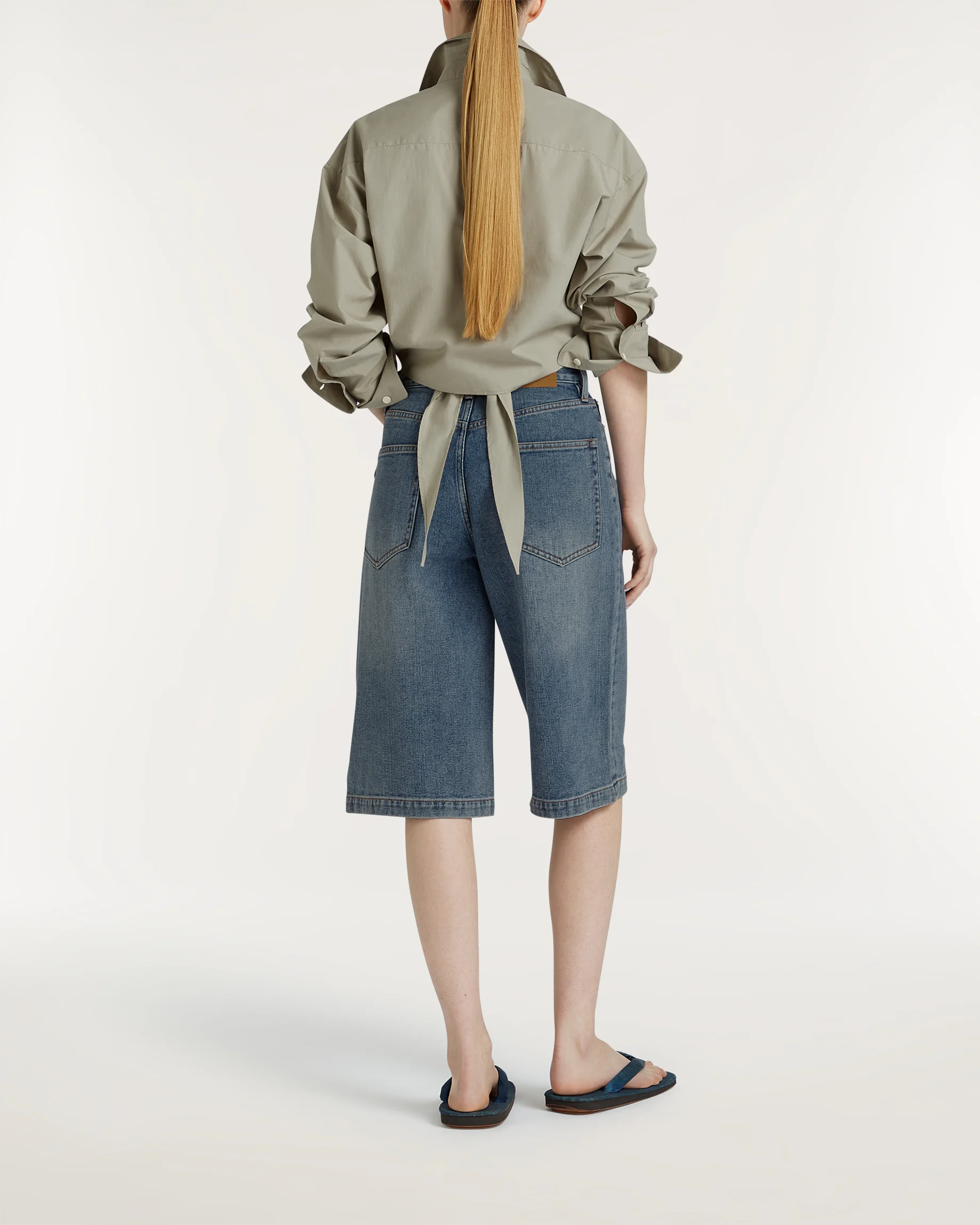 02-26-04-11-006-row2-2