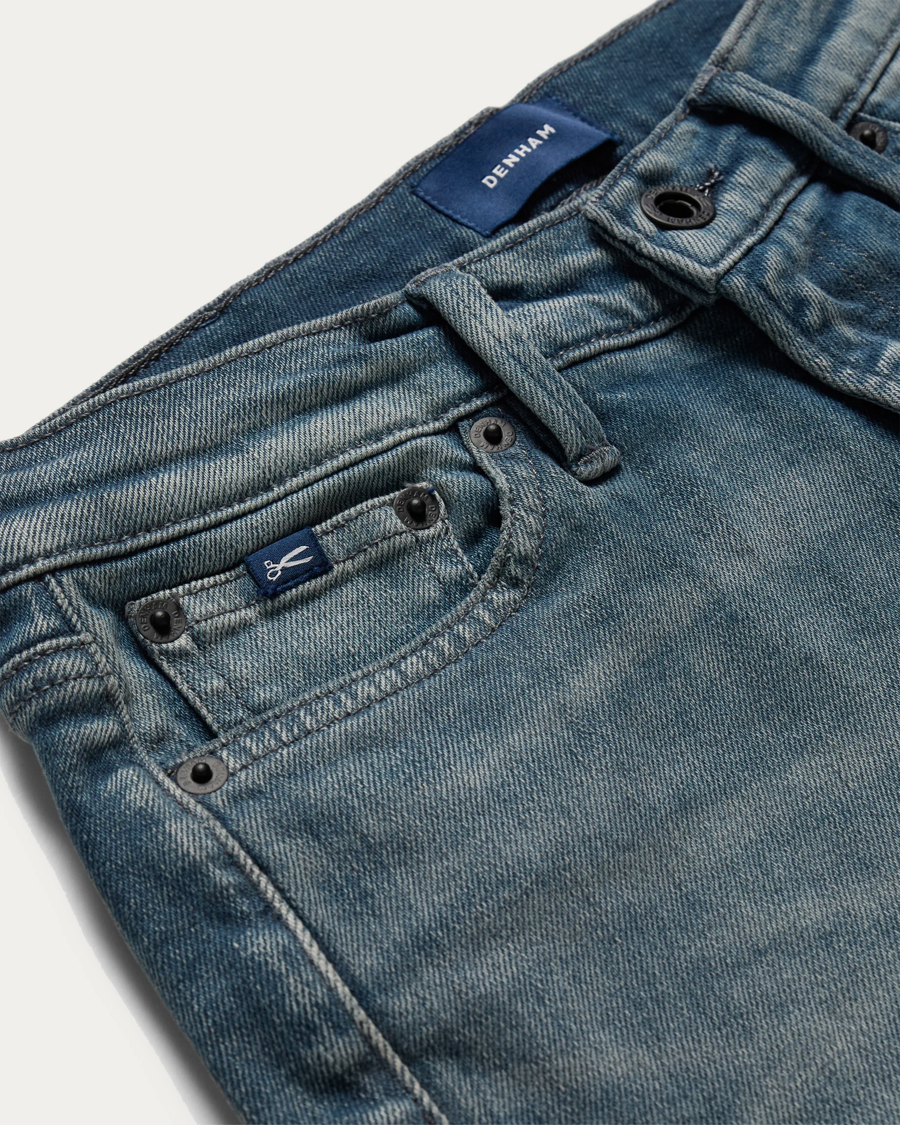 02-26-01-11-013-row3-1