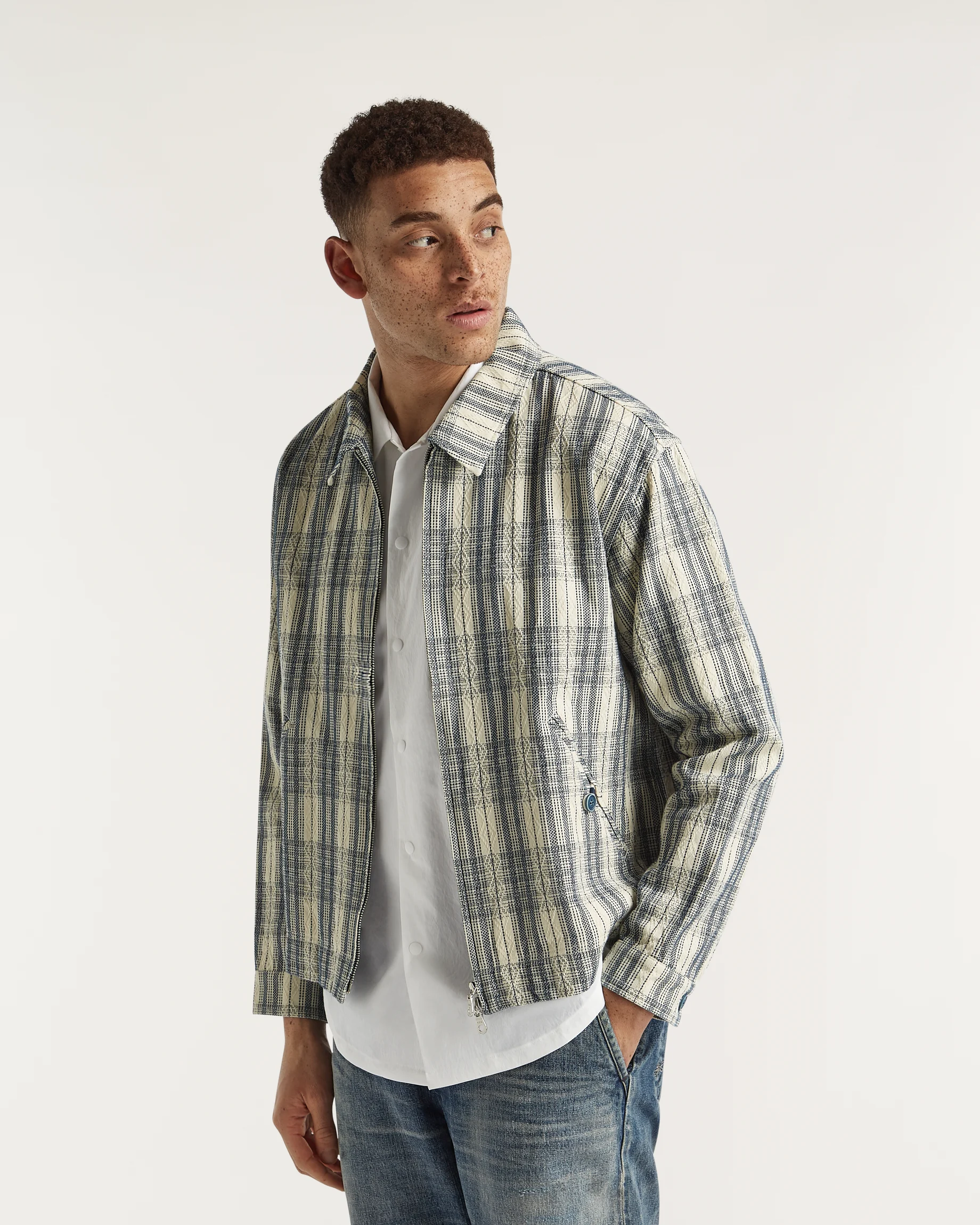 01-25-04-20-060-row3-2