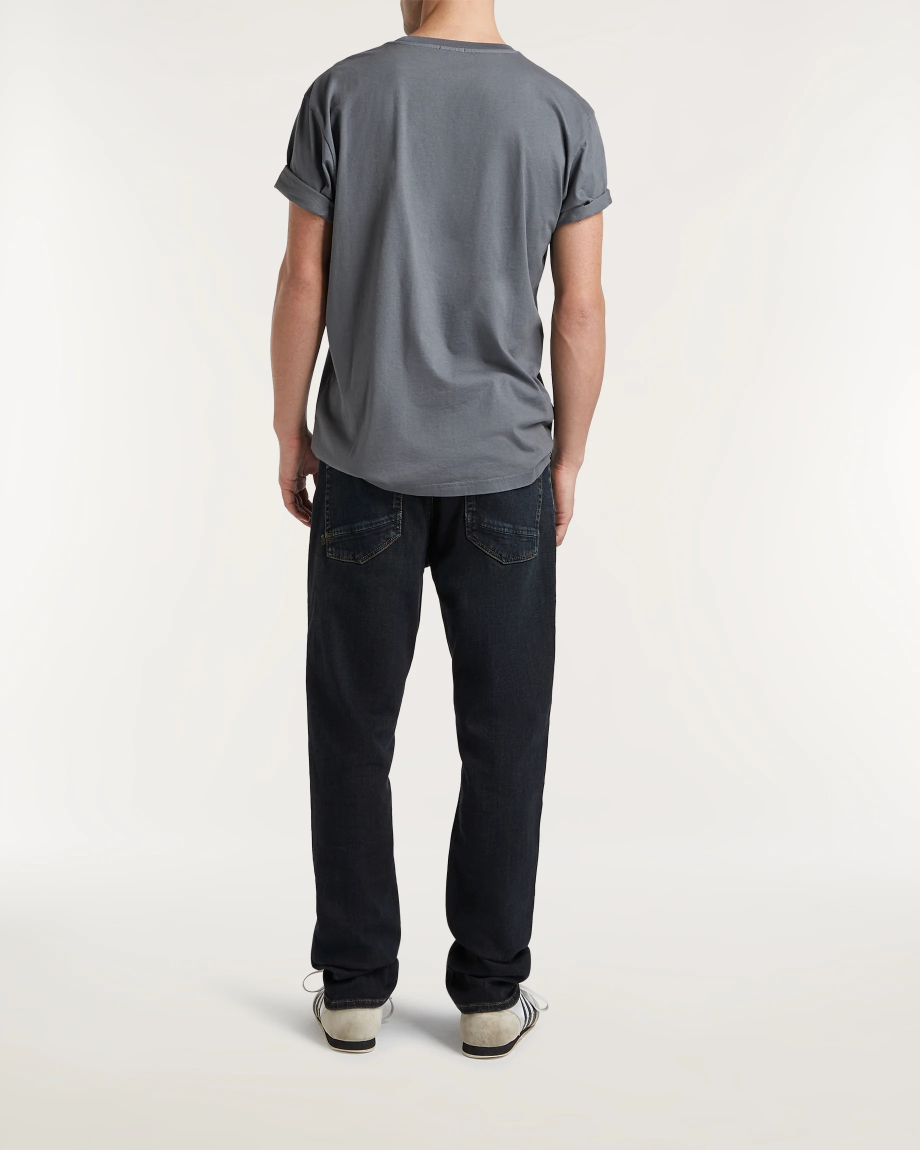 01-25-10-11-012-row2-2