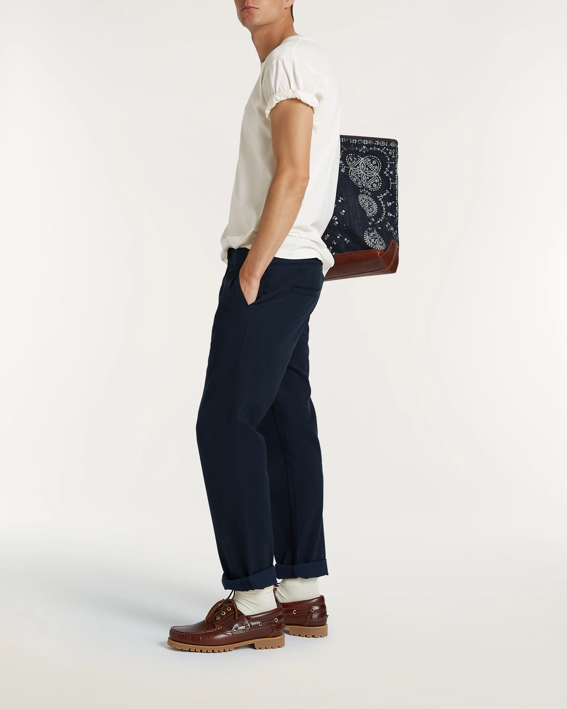 01-25-04-10-084-row3-2