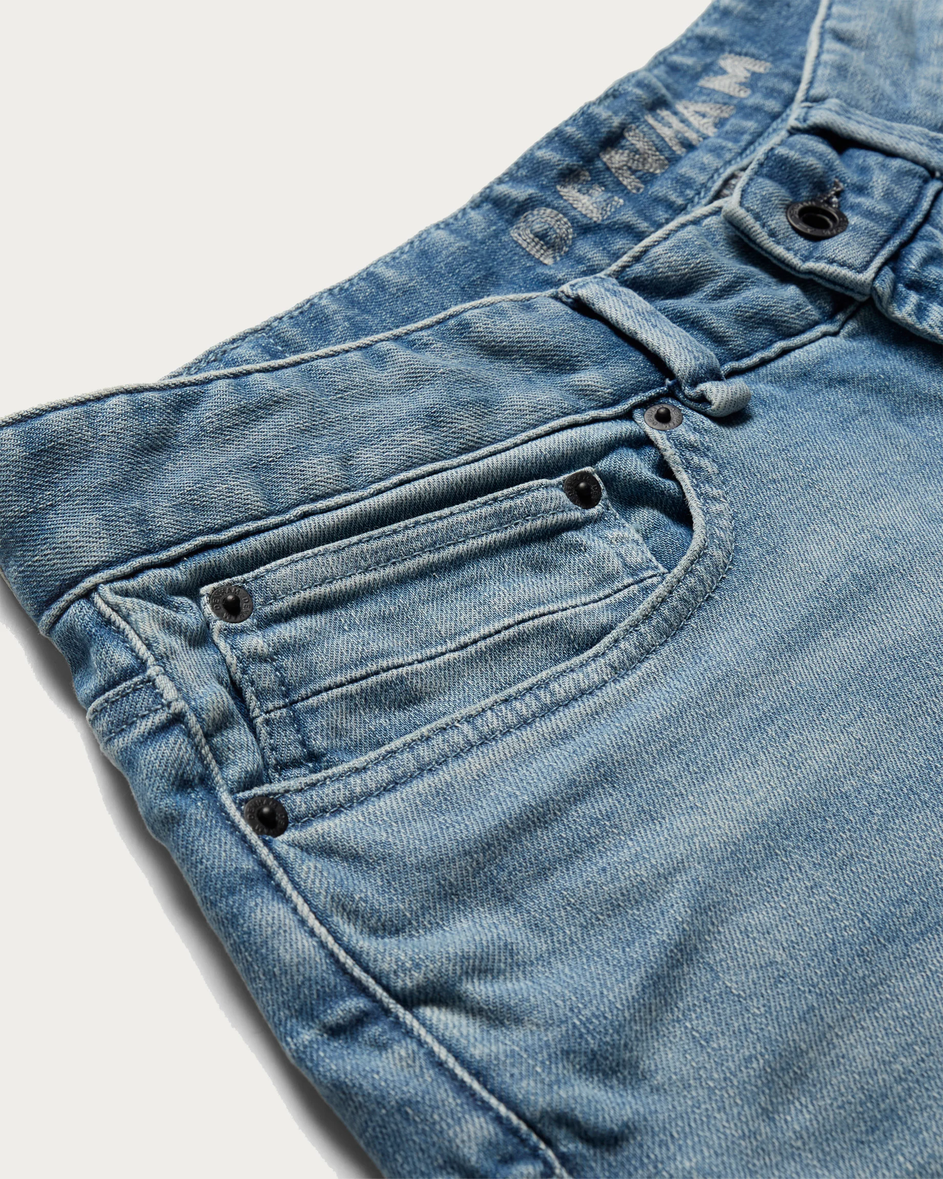 01-26-01-11-013-row3-1