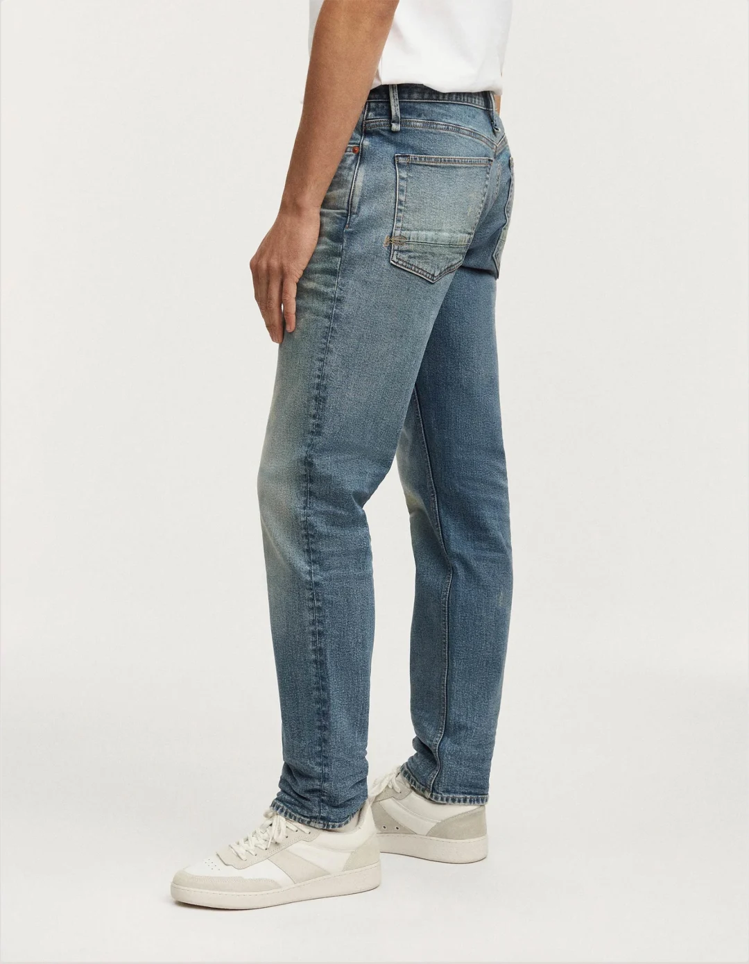 Men & Women Jeans