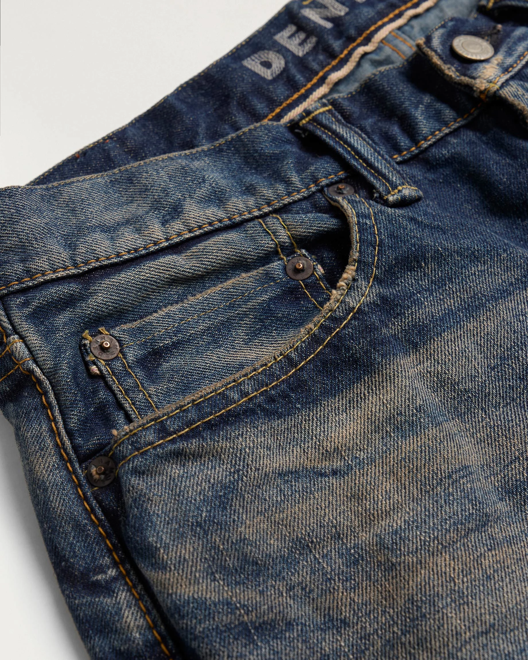 01-25-09-11-005-row3-2